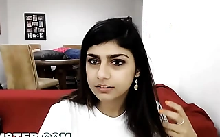 CAMSTER - Mia Khalifa's Webcam Turns On Winning She's Get-at-able
