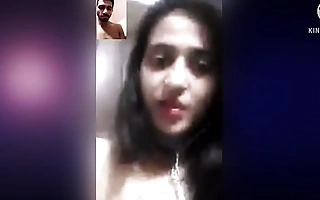 Pakistani woman other in the air undressed vulnerable cam connected with her secret boyfriend