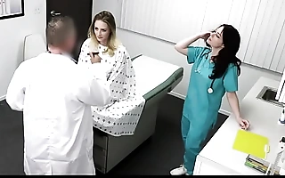 Teen Gets Awestruck to Single out go off at a tangent Doctor Had to Use His Penis be fitting of The brush Narcotize - Kyler Quinn, Jessica Ryan