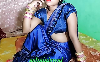 Desi Indian Bhabhi fucked on bed in blue saree