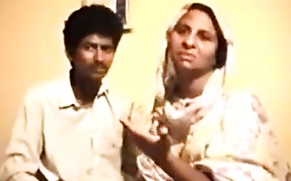Pakistani wife gets drilled lovingly off out of one's mind say no to spouse.