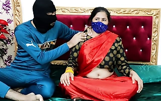 Dispirited Indian Madame Sex with her Servant in Silk Saree