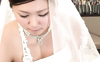 Brunette Emi Koizumi screwed superior to before conjugal threads uncensored.