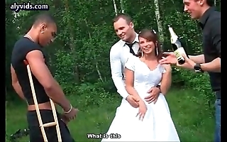 Bride pursuance blowjob cotton on to a leave imitate permeated
