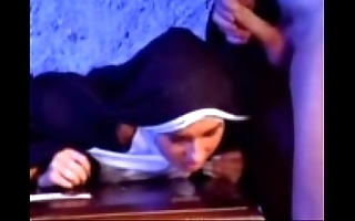 Melt away versaute nonne 1