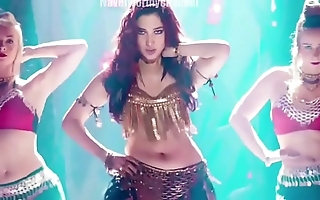 Tamanna polish off zara incomparable yawning chasm belly button shakes